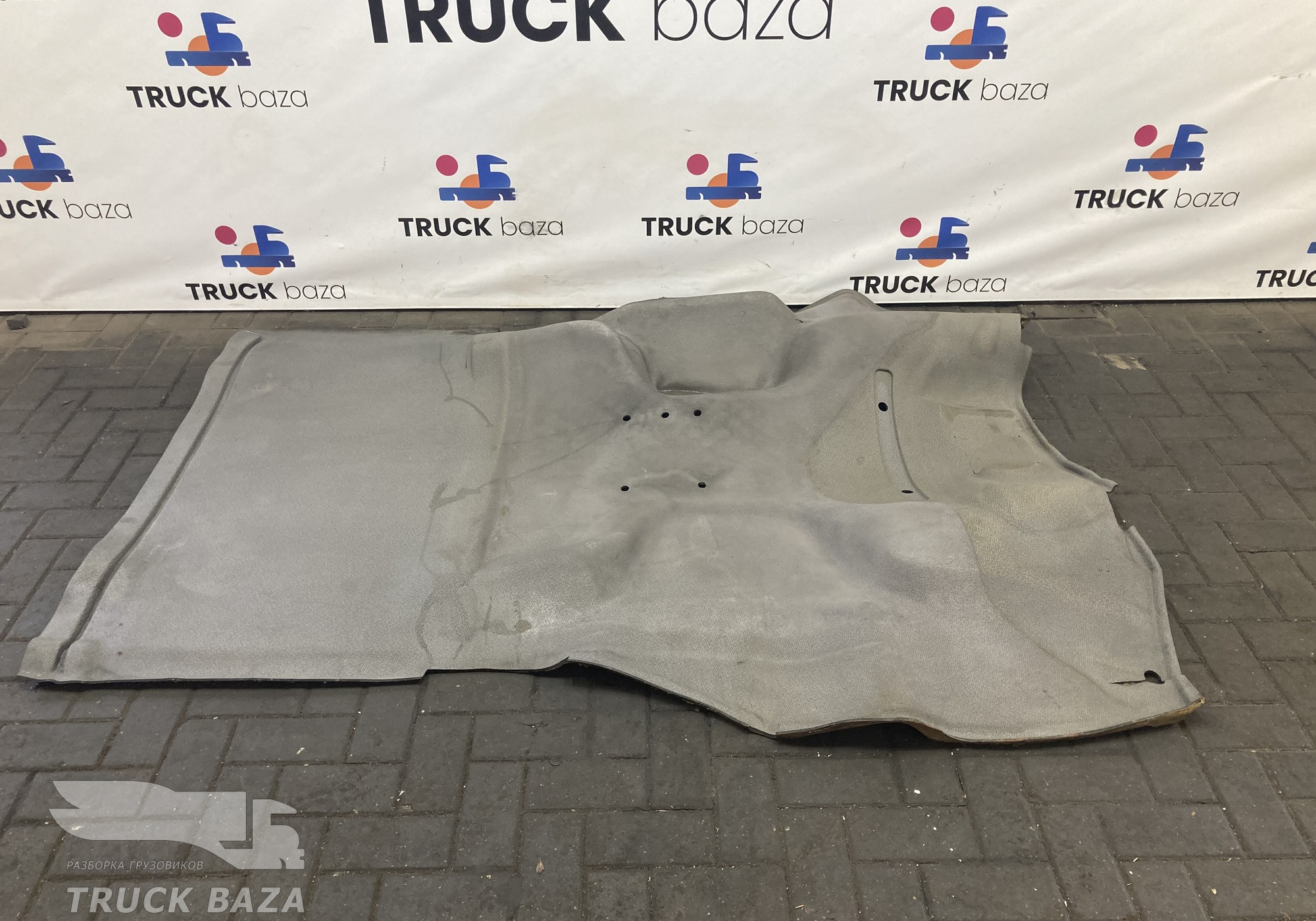 20360678 Покрытие напольное центральное для Volvo FM II (с 2002)