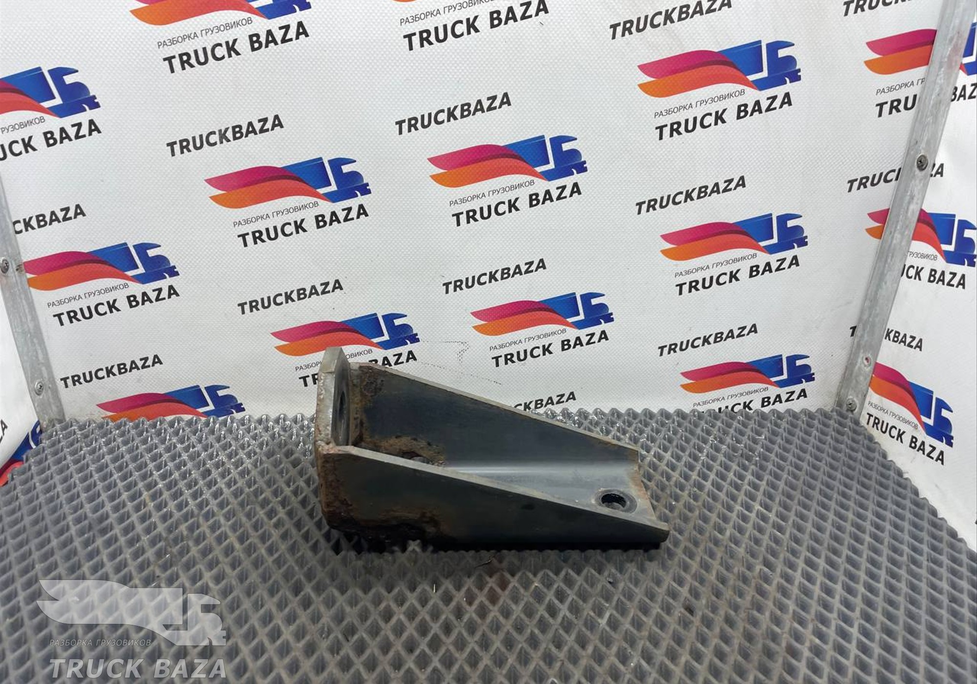 1437841 Кронштейн амортизатора переднего верхний для Daf XF106 (с 2012)