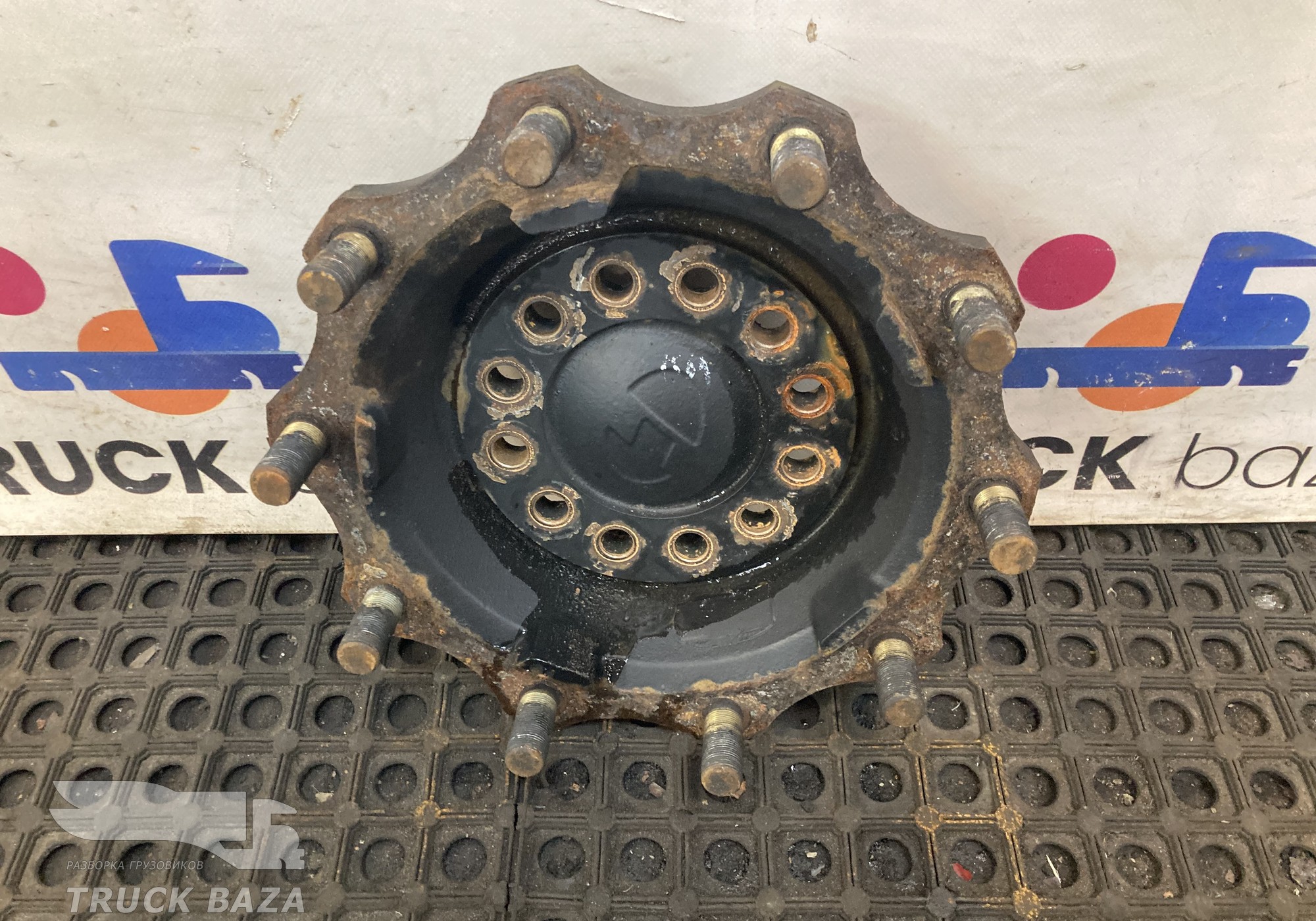 HD90009410205 Фланец ступицы передней