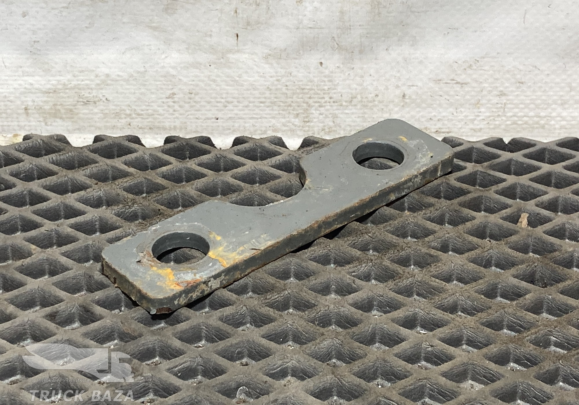 WG9925590113102650 Кронштейн задней подушки для Sinotruk Sitrak C7H