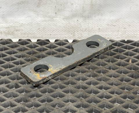 WG9925590113102650 Кронштейн задней подушки для Sinotruk Sitrak C7H