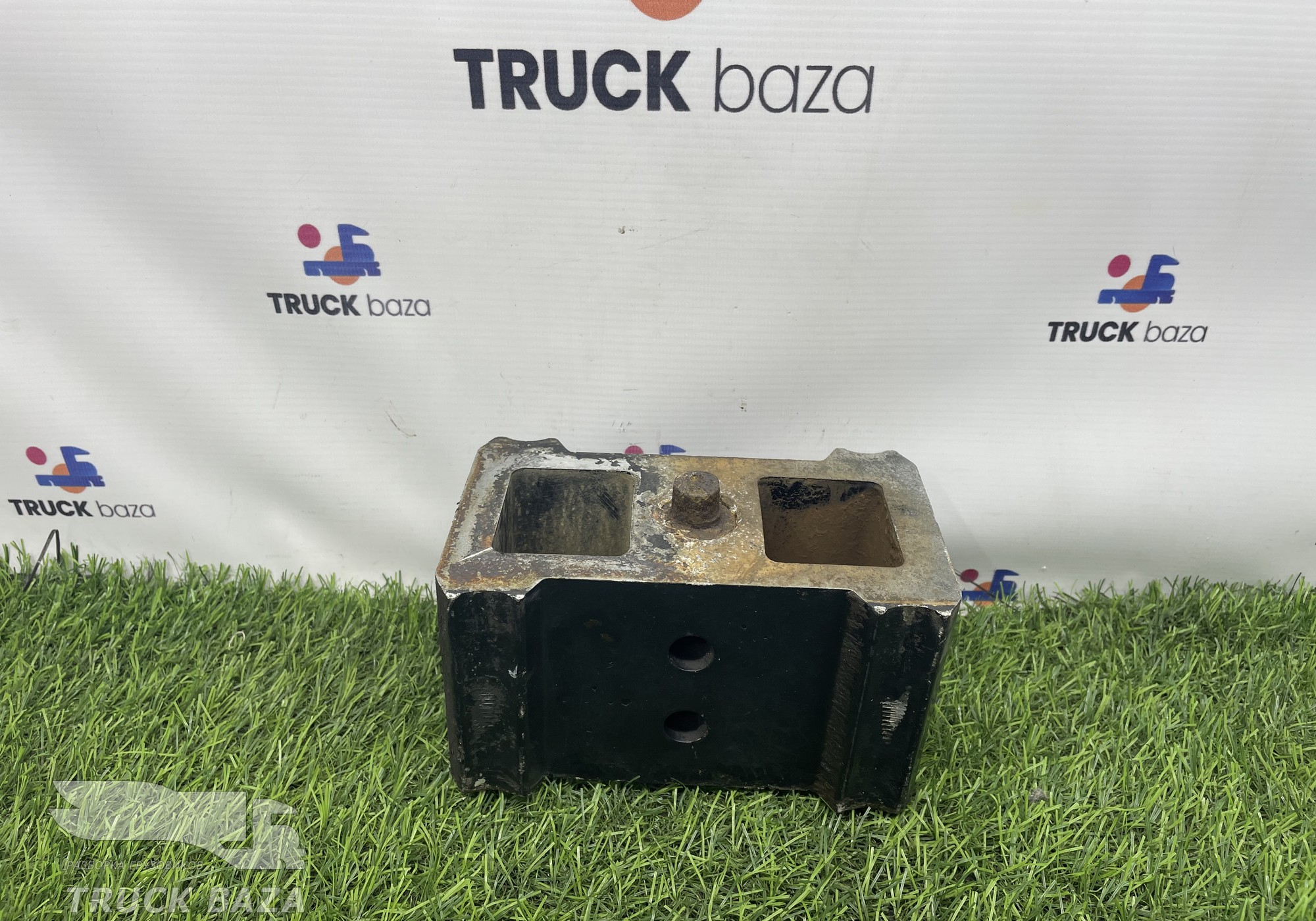 06461390007 Проставка рессоры передней