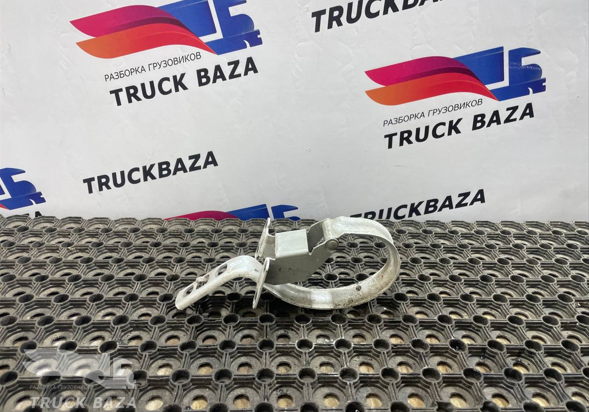 8189798 Петля инструментального ящика для Volvo FH 2 (с 2002 по 2008)