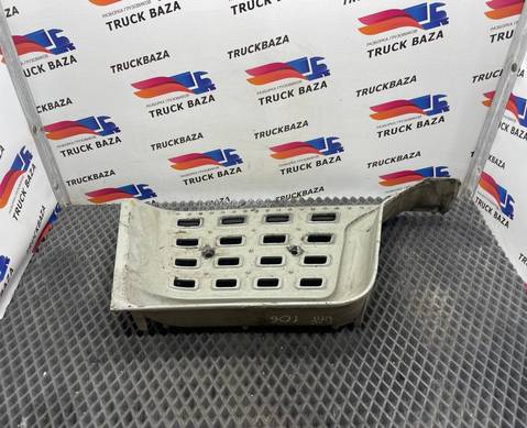 1945872 Площадка подножки правая для Daf XF106 (с 2012)