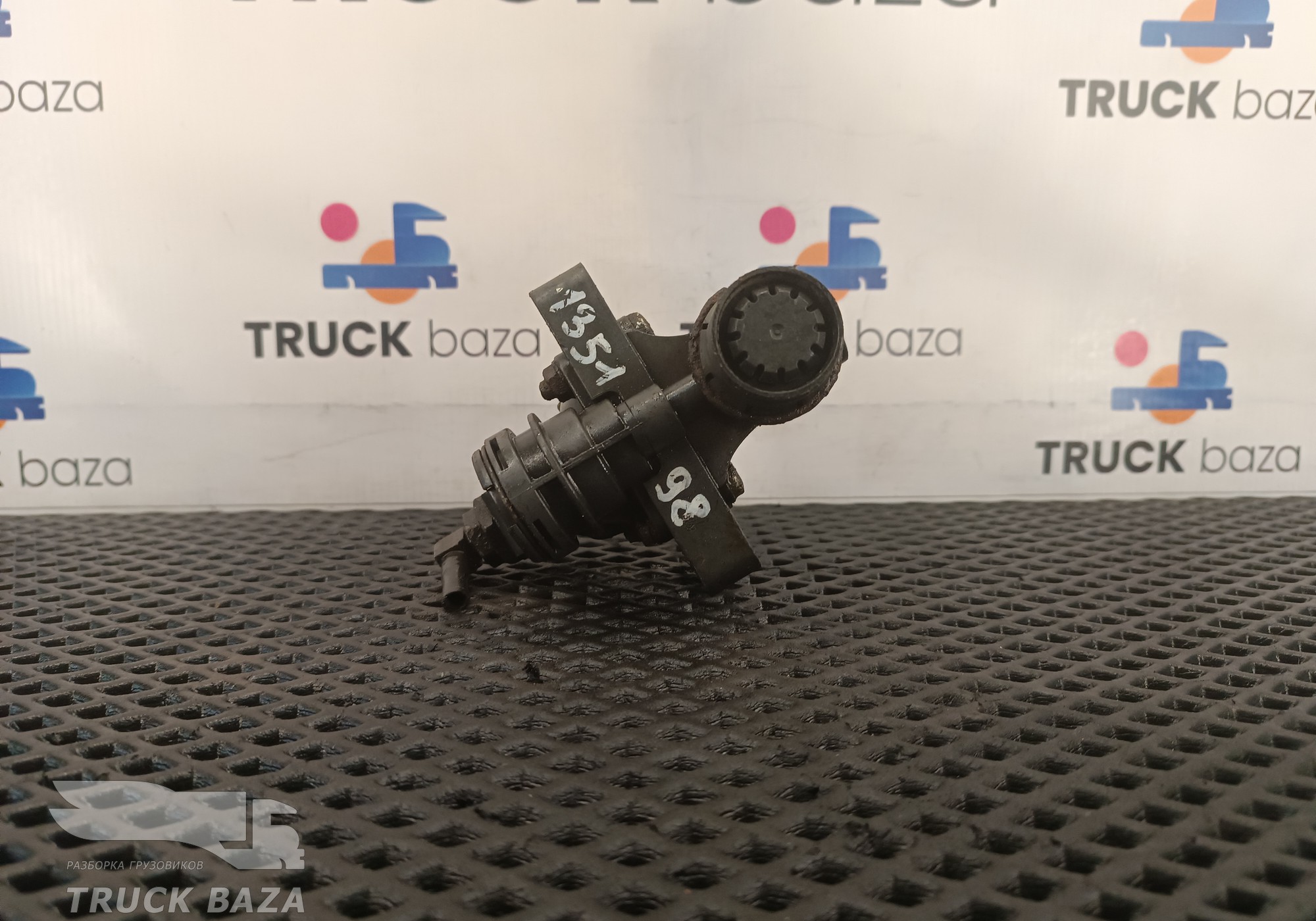 A0054297044 Клапан пневматический для Mercedes-Benz Axor
