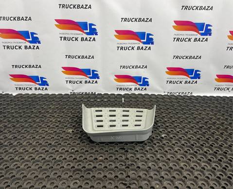 1945946 Подножка нижняя правая для Daf XF106 (с 2012)