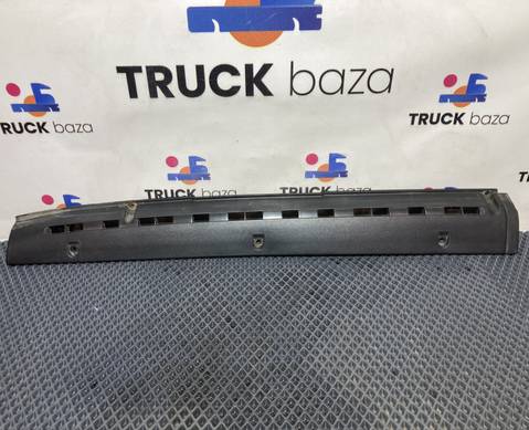 1297409 Накладка торпедо левая для Daf