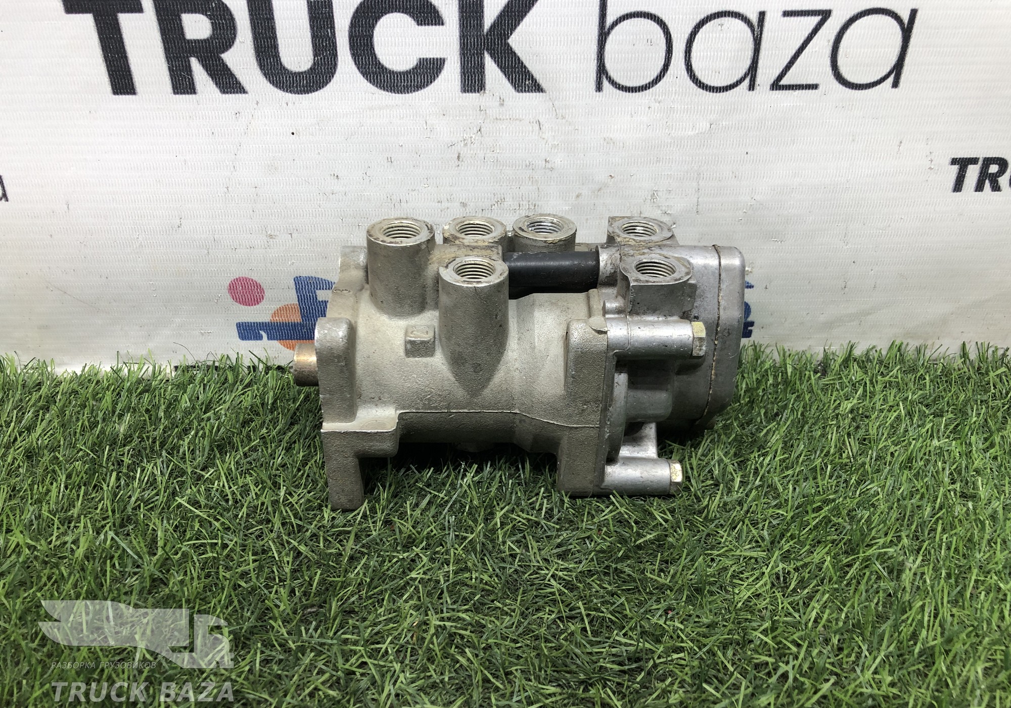 MB4658 Кран тормозной главный для Разные Грузовики