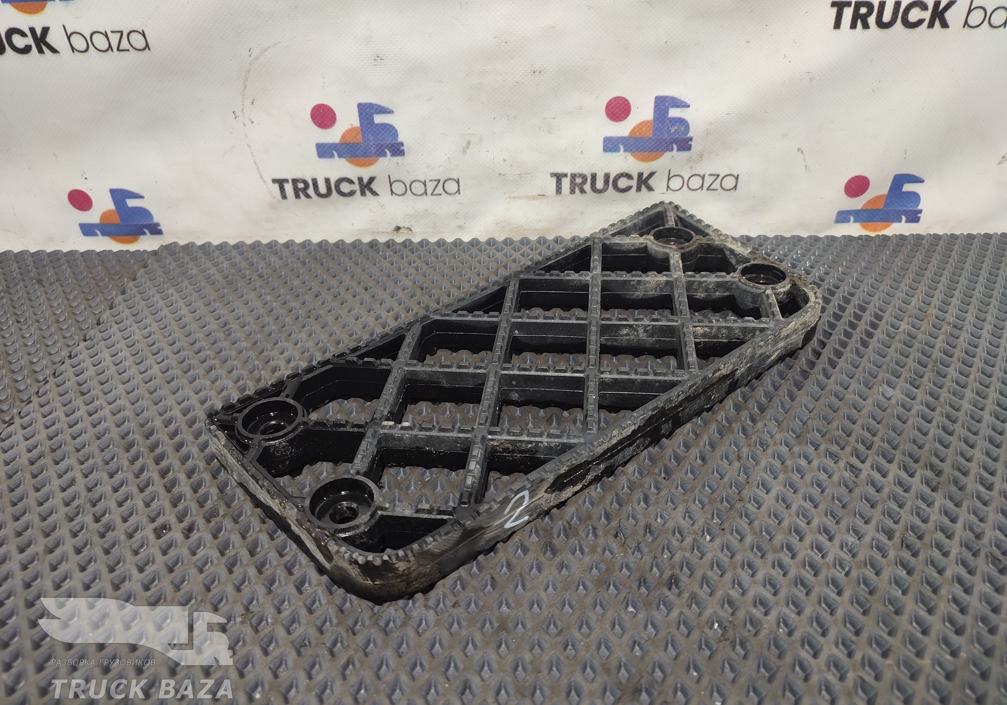 5490840501710 Площадка подножки для КАМАЗ 5490 (с 2013)