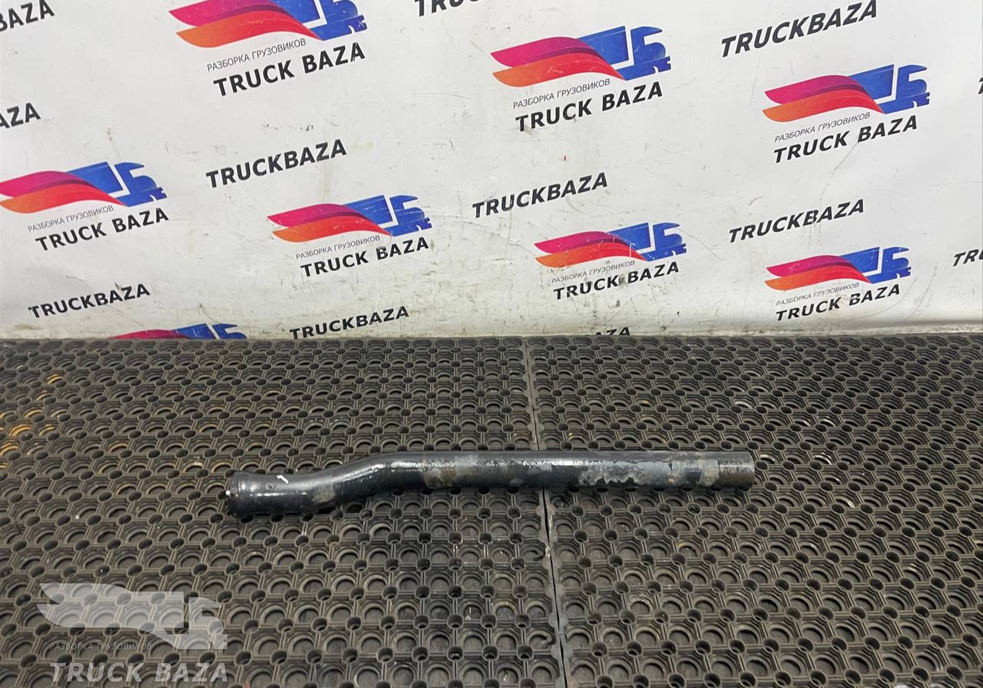 81664206032 Кронштейн заднего крыла передний правый для Man TGX TG3 (с 2020)