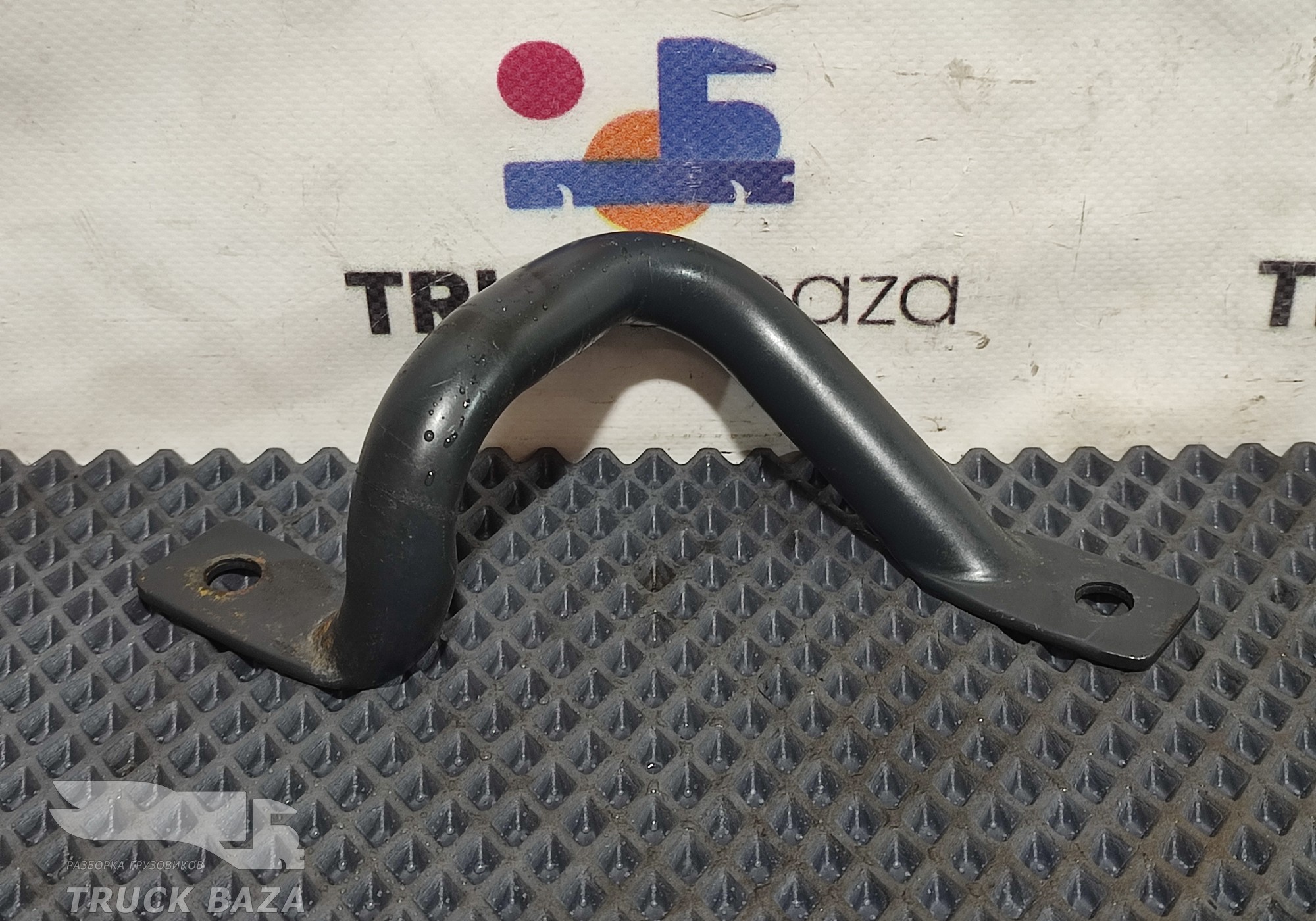 81621580037 Кронштейн спальника нижний левый