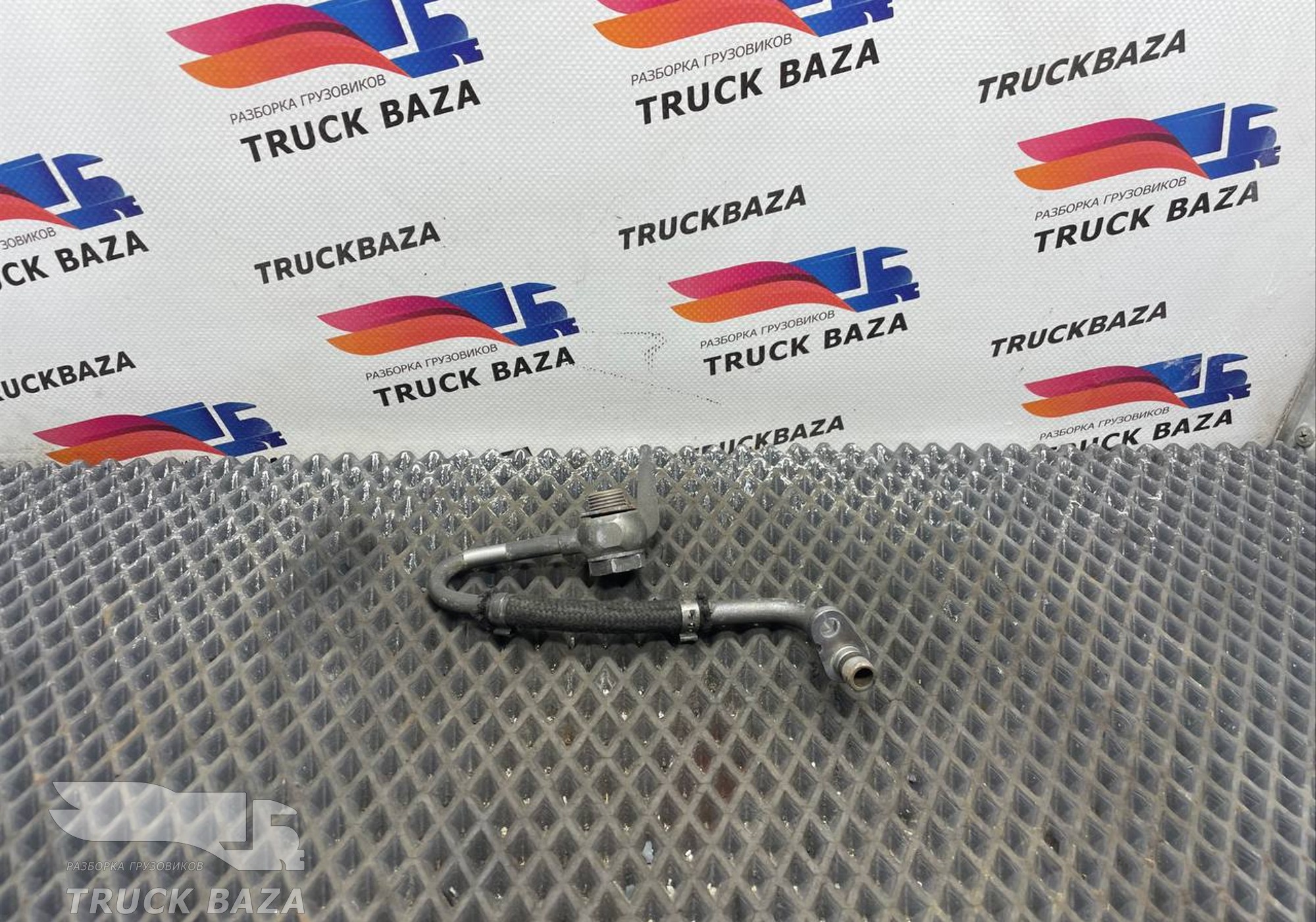 1957301 Трубка системы рециркуляции EGR для Daf XF106 (с 2012)