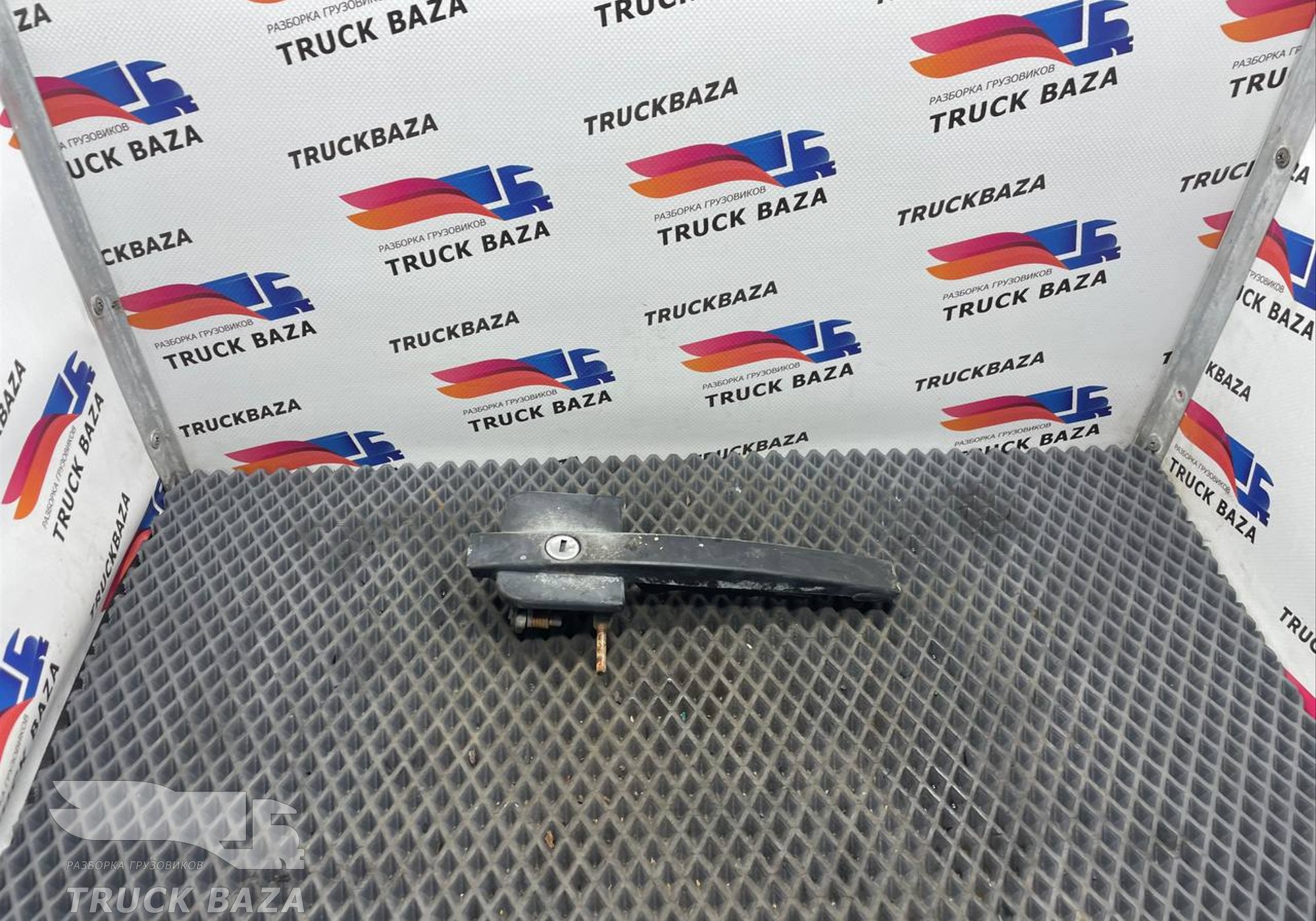 1305480 Ручка двери наружная правая для Daf XF105 (с 2006 по 2020)