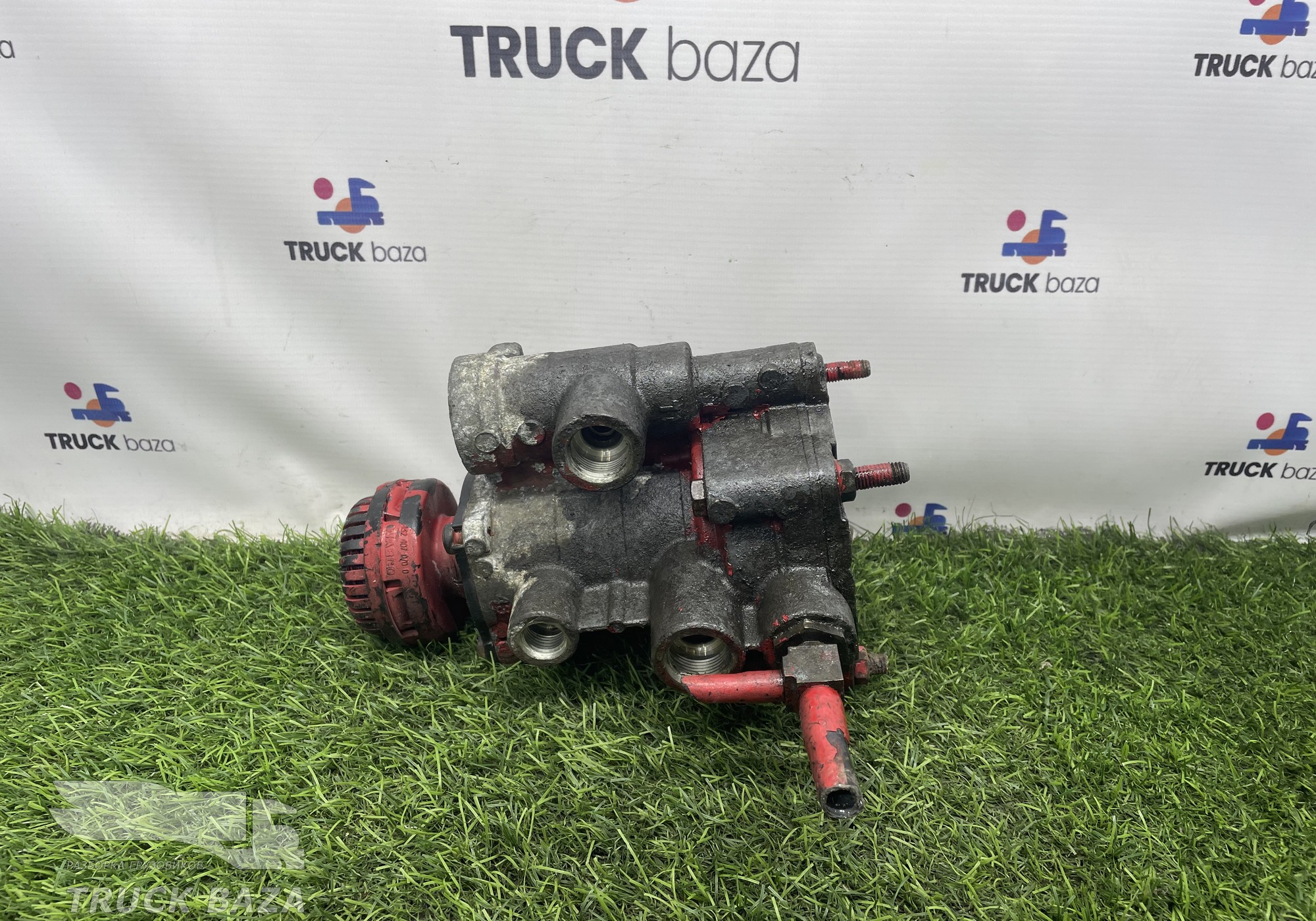 9730090067 Кран управления тормозами прицепа