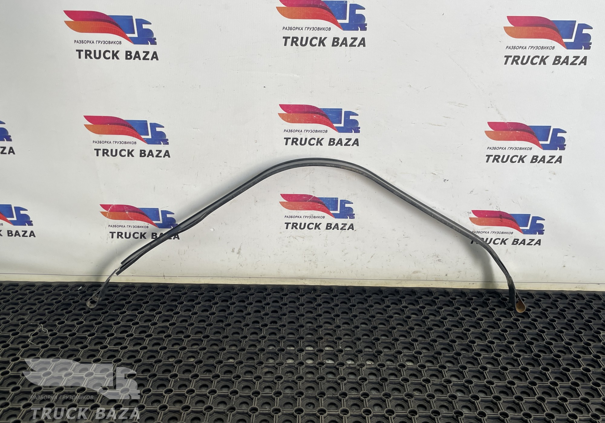2128213 Лента крепления бака AdBlue для Scania