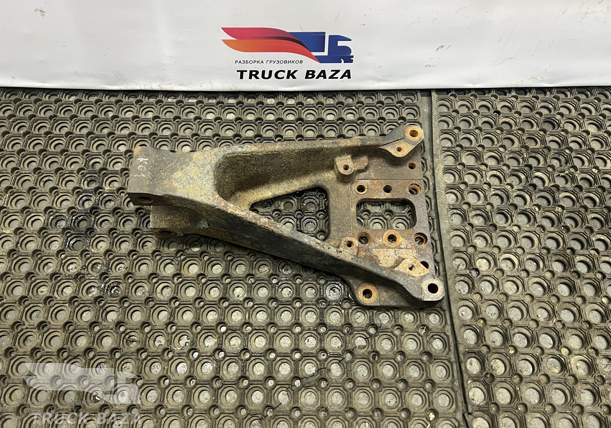 54902912447 Кронштейн реактивной тяги для КАМАЗ 5490 (с 2013)