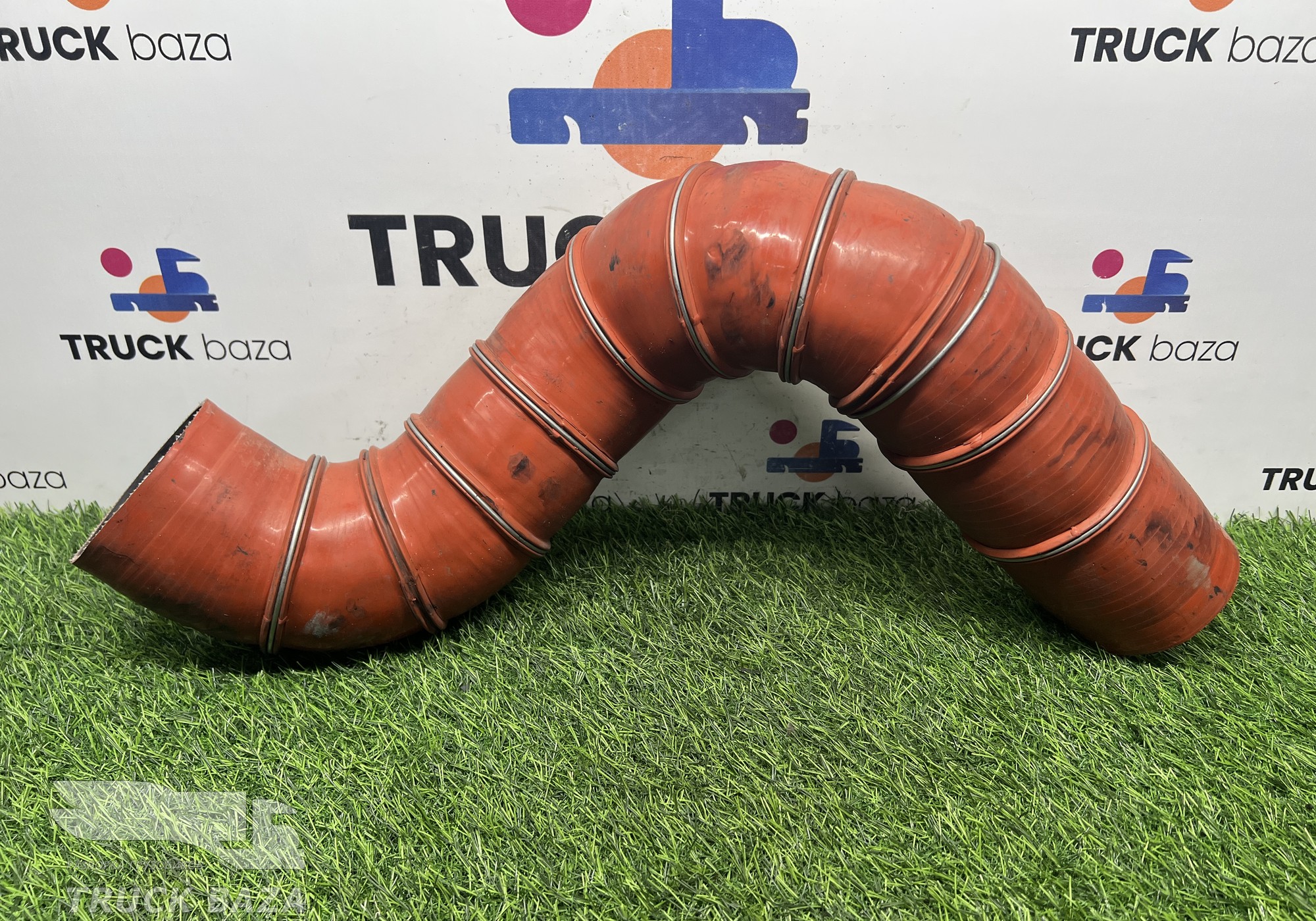 DZ95259535404 Патрубок интеркулера для Shacman X3000 (с 2014)