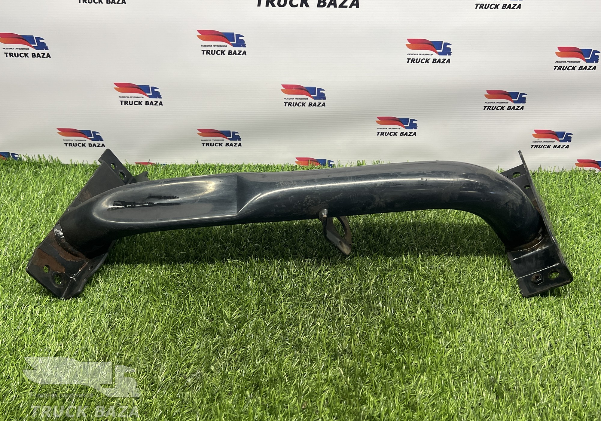 81615405075 Кронштейн подножки левый