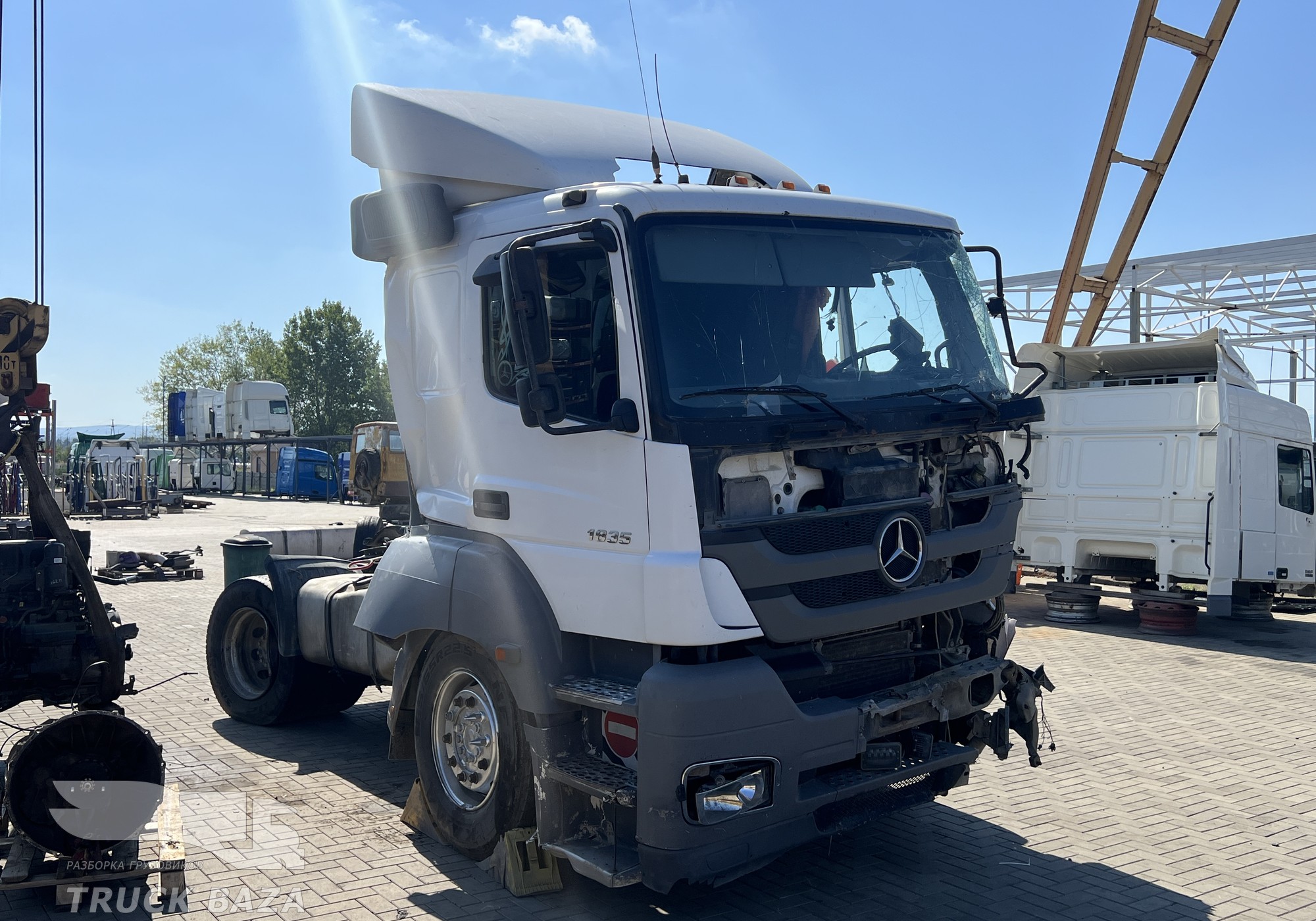 Рама с документами 2011 года для Mercedes-Benz Axor III (с 2010)