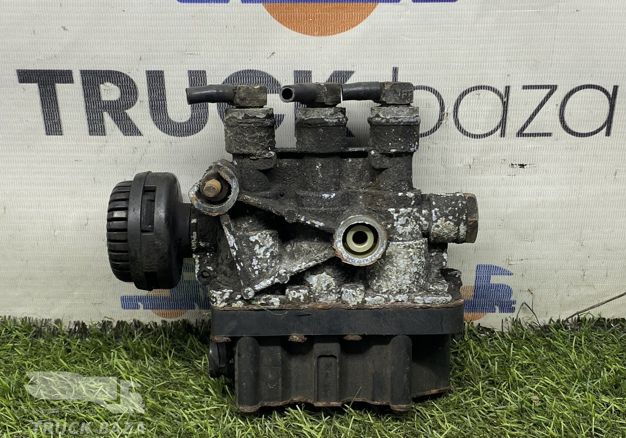 81259026239 Кран уровня пола главный