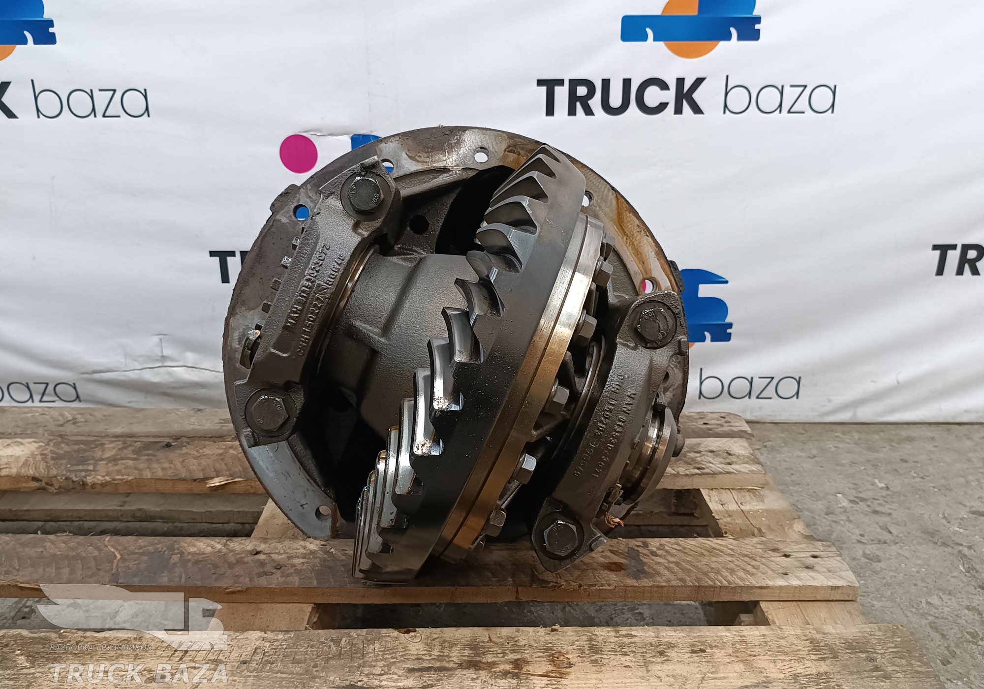 81350106261 Редуктор заднего моста HY-1350 3.364 для Man TGA