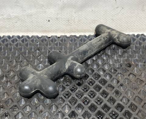 1352408 Кронштейн шумоизоляции для Scania