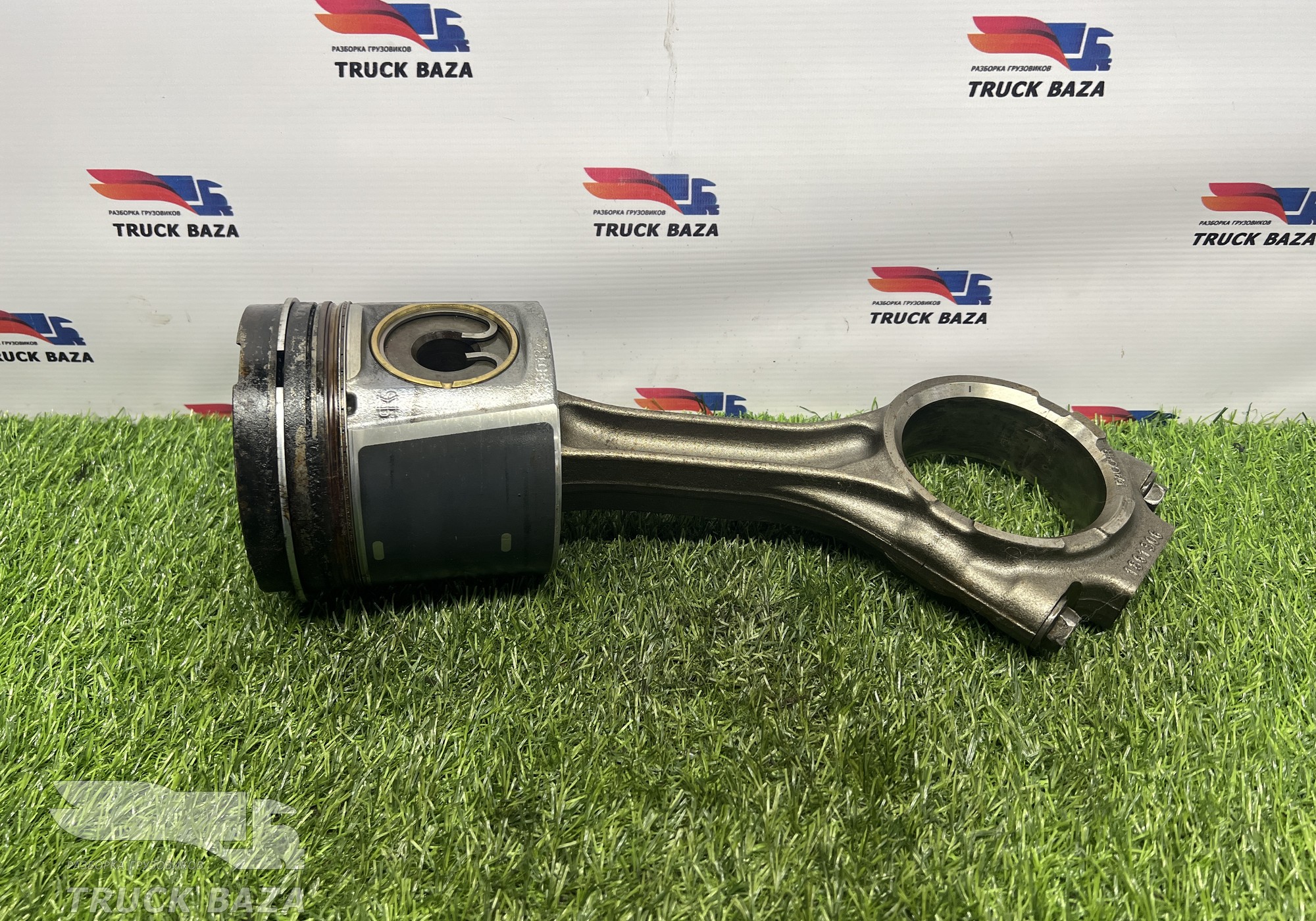 1865030 Поршень с шатуном для Daf XF105 (с 2006 по 2020)