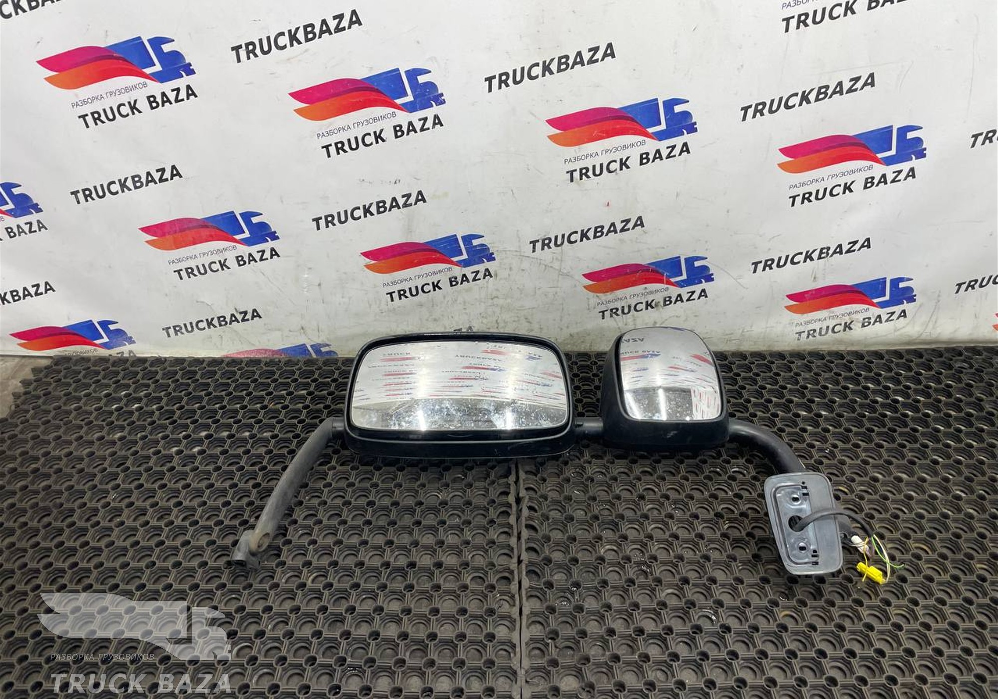 1813001 Зеркало заднего вида боковое правое для Daf XF105 (с 2005)