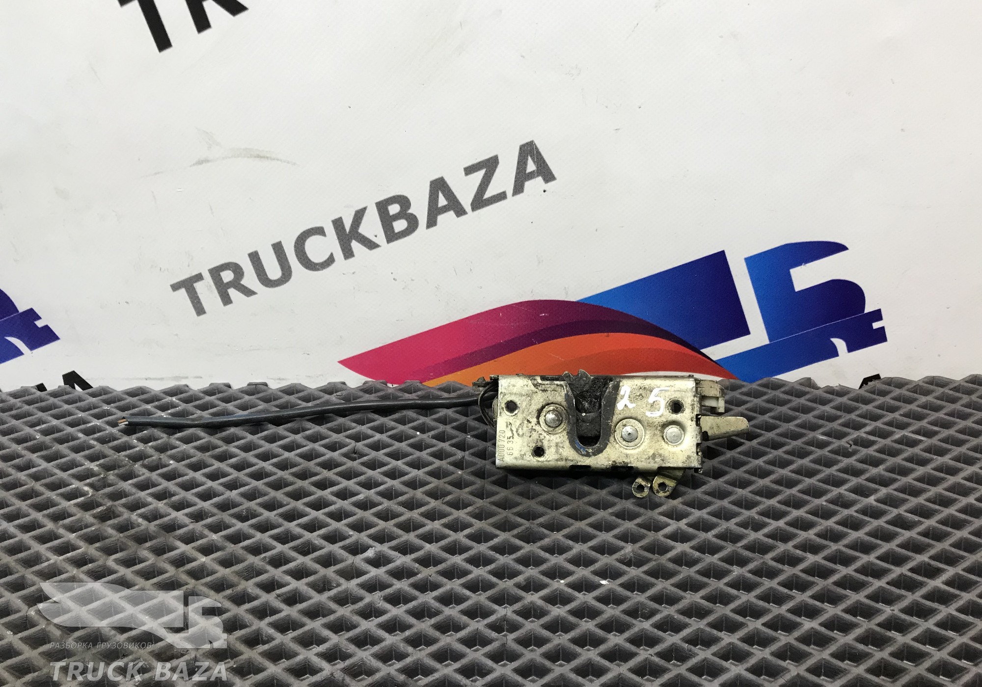 0007206635 Замок двери правый для Mercedes-Benz Actros