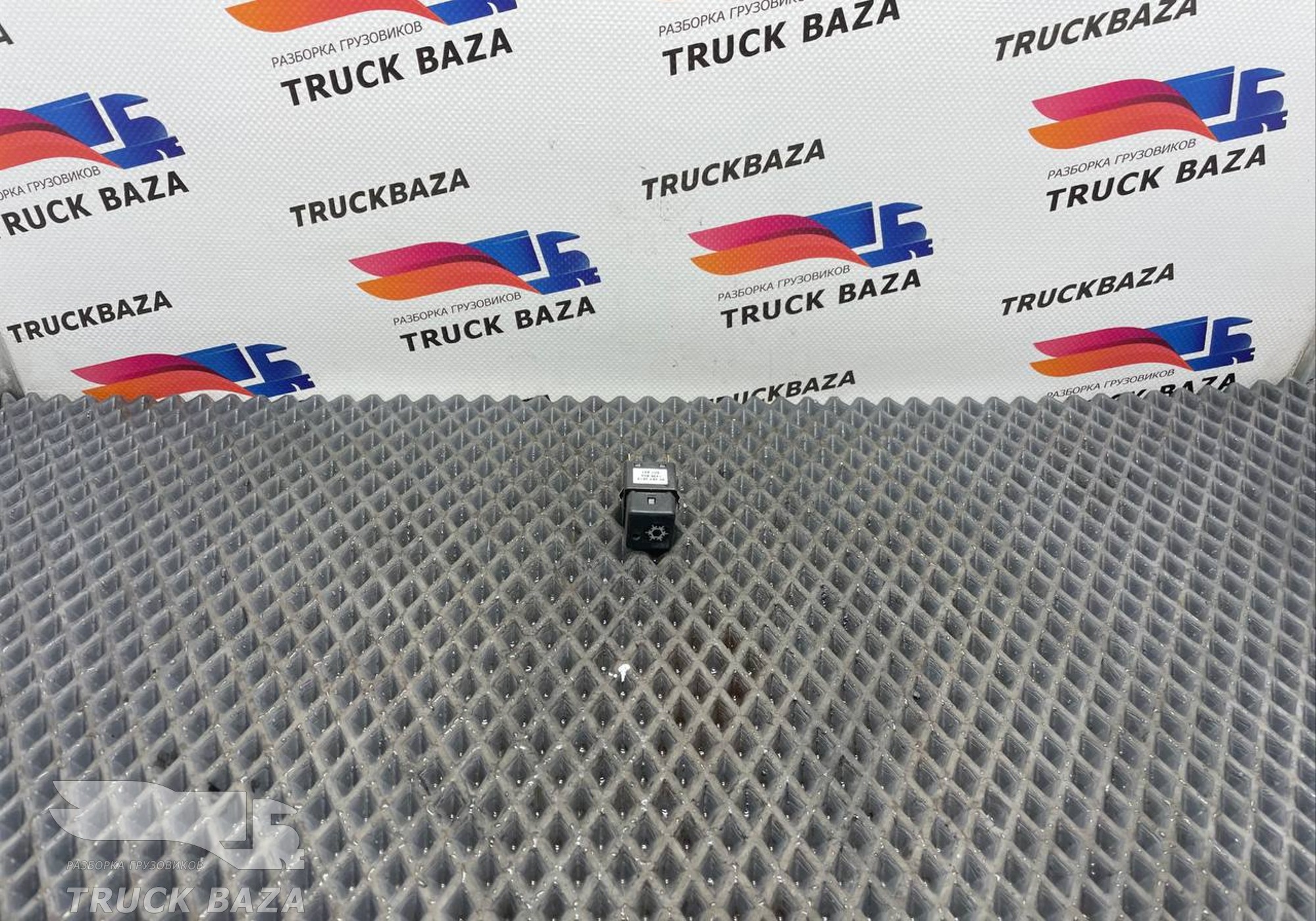 1435604 Кнопка кондиционера для Daf XF106 (с 2013 по 2023)