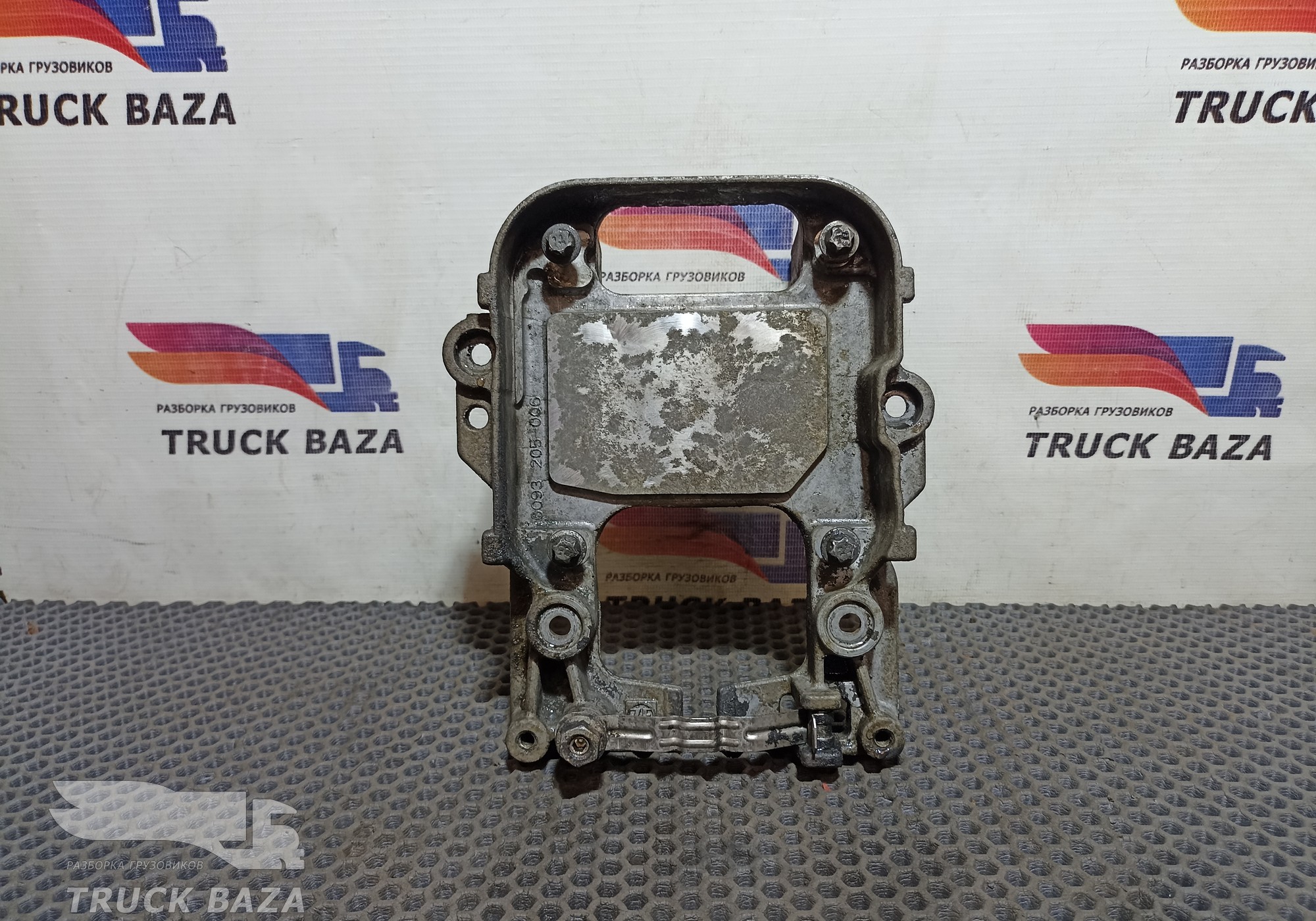 1876374 Кронштейн блока EST 52 ZF для Iveco