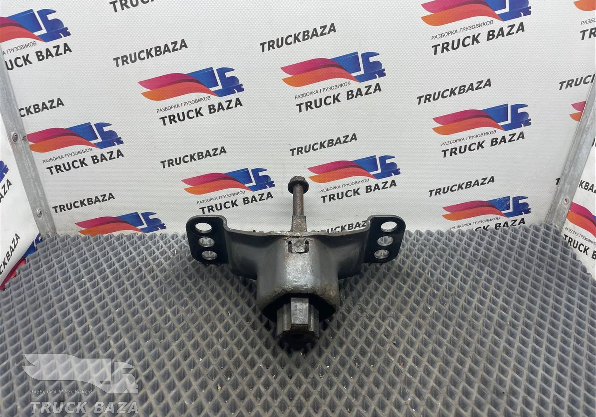 9604320185 Кронштейн ящика АКБ для Mercedes-Benz Actros New Actros MP4 (с 2011)