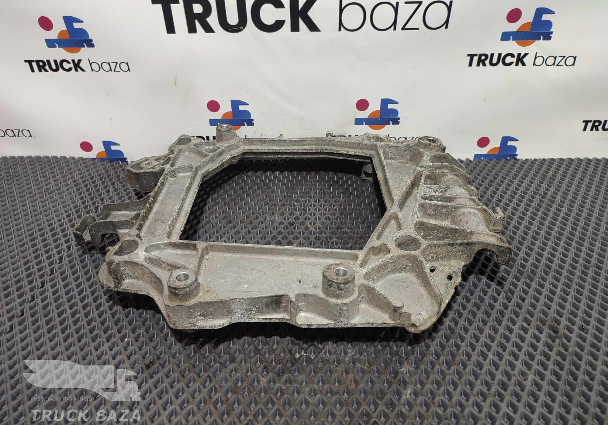 2487782 Кронштейн блока управления