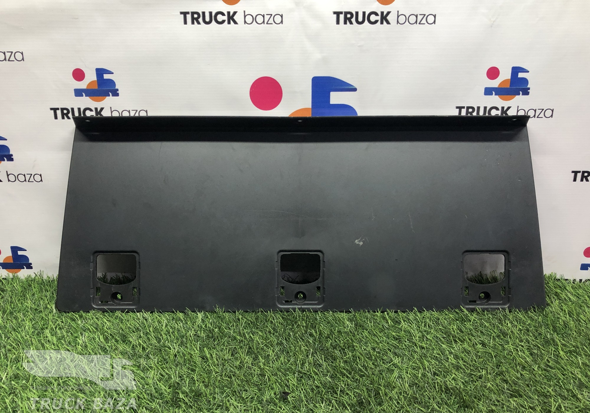 504169387 Крышка ящика верхней консоли