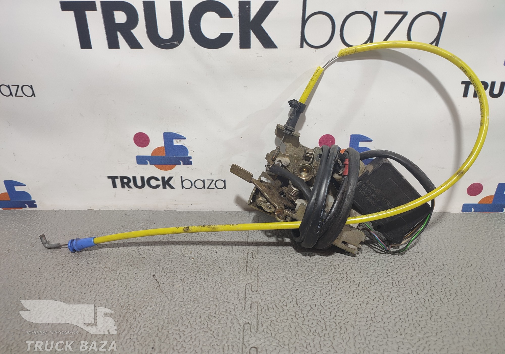 9737200635 Замок двери правой