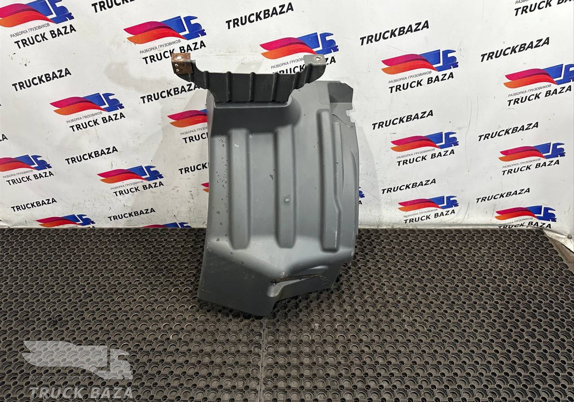 504067844 Крыло переднее левое передняя часть для Iveco Stralis I (с 2002)