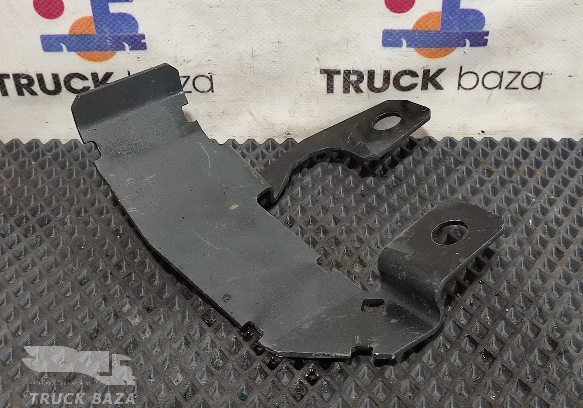 Кронштейн для Mercedes-Benz Actros New Actros MP4 (с 2011)