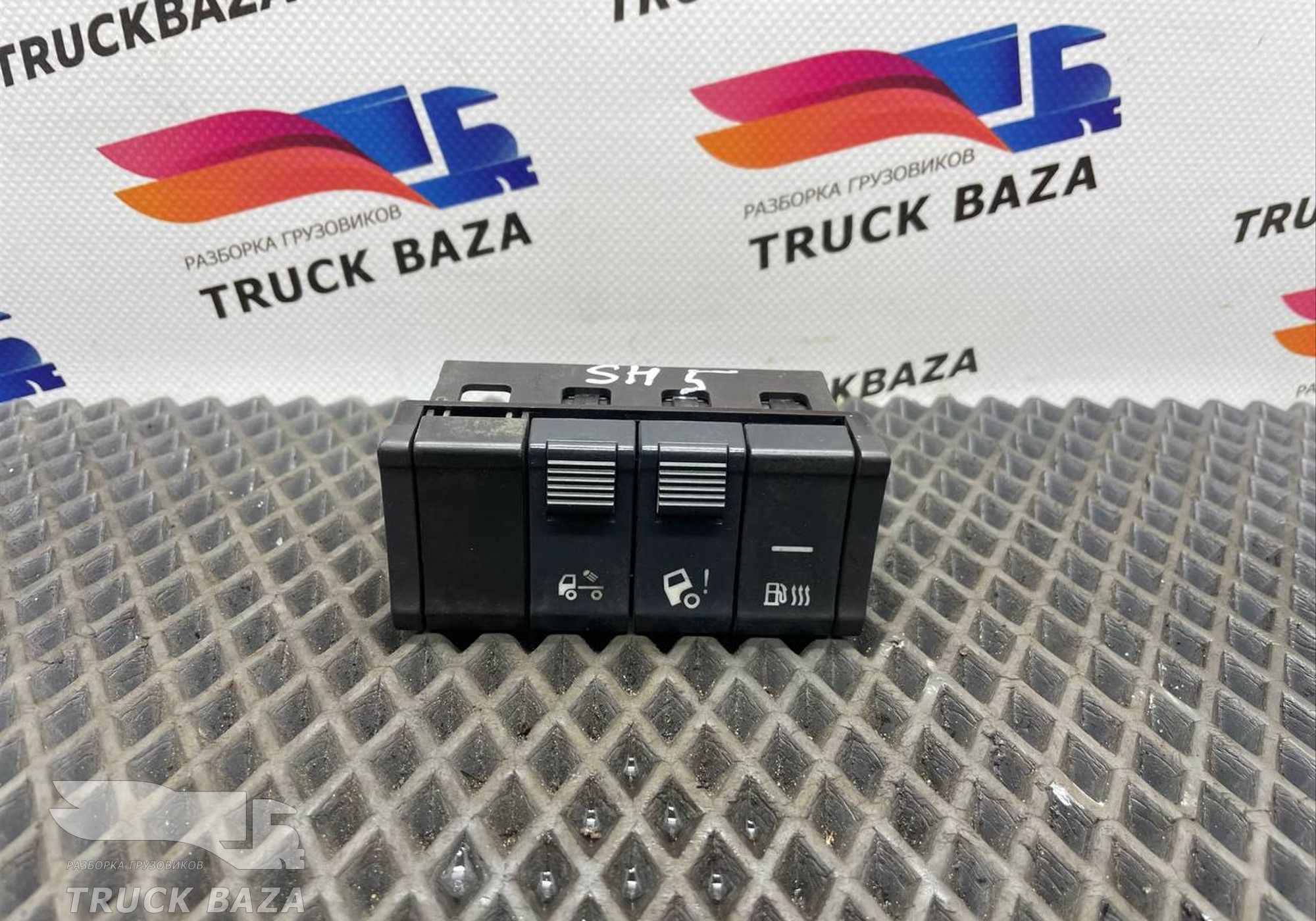 DZ96189584516 Блок кнопок 2023 года для Shacman X3000 (с 2014)