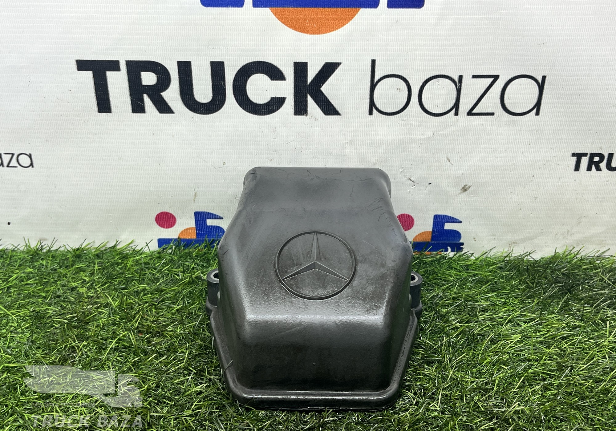 A4570100930 Крышка ГБЦ клапанная