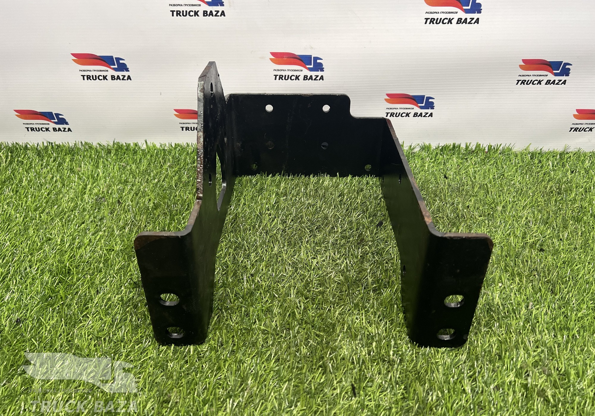 656563511080 Кронштейн осушителя для КАМАЗ 54901