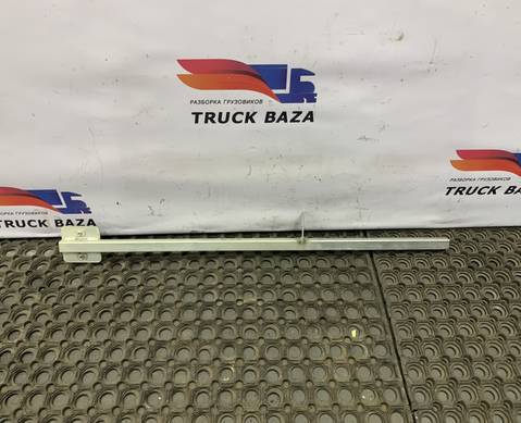 1297303 Кронштейн продолжения двери правой для Daf XF106