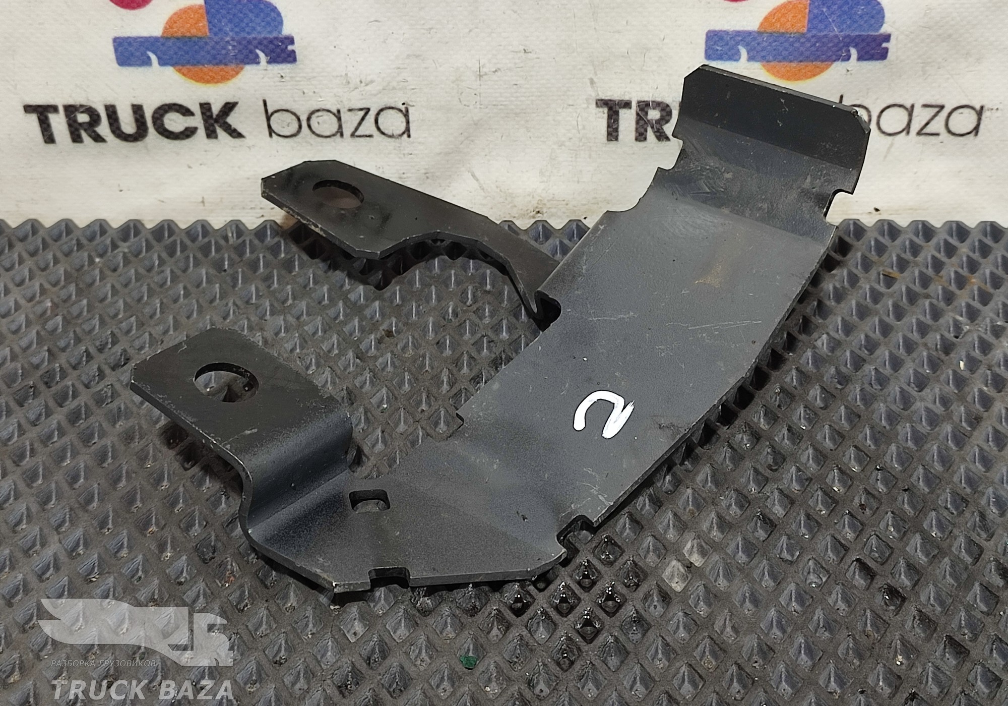 Кронштейн для Mercedes-Benz Actros New Actros MP4 (с 2011)