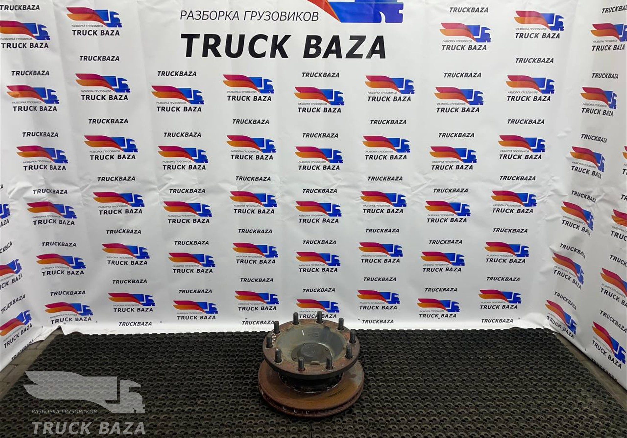 1818004 Ступица передняя для Daf XF106 (с 2012)