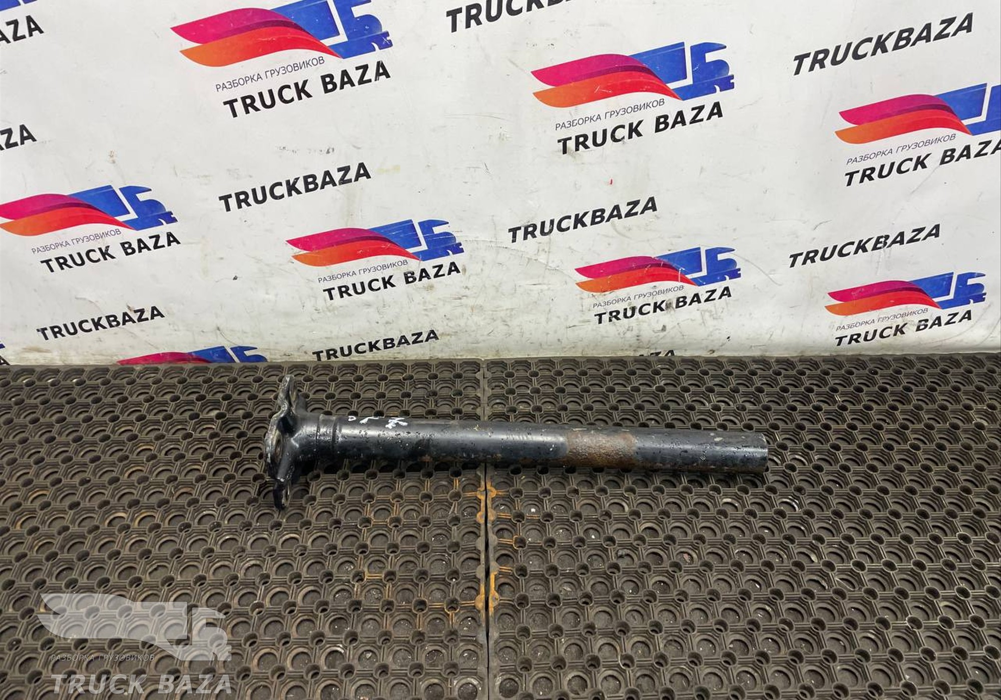 CC4616A310FD Кронштейн заднего крыла передний для Ford F-MAX (с 2018)