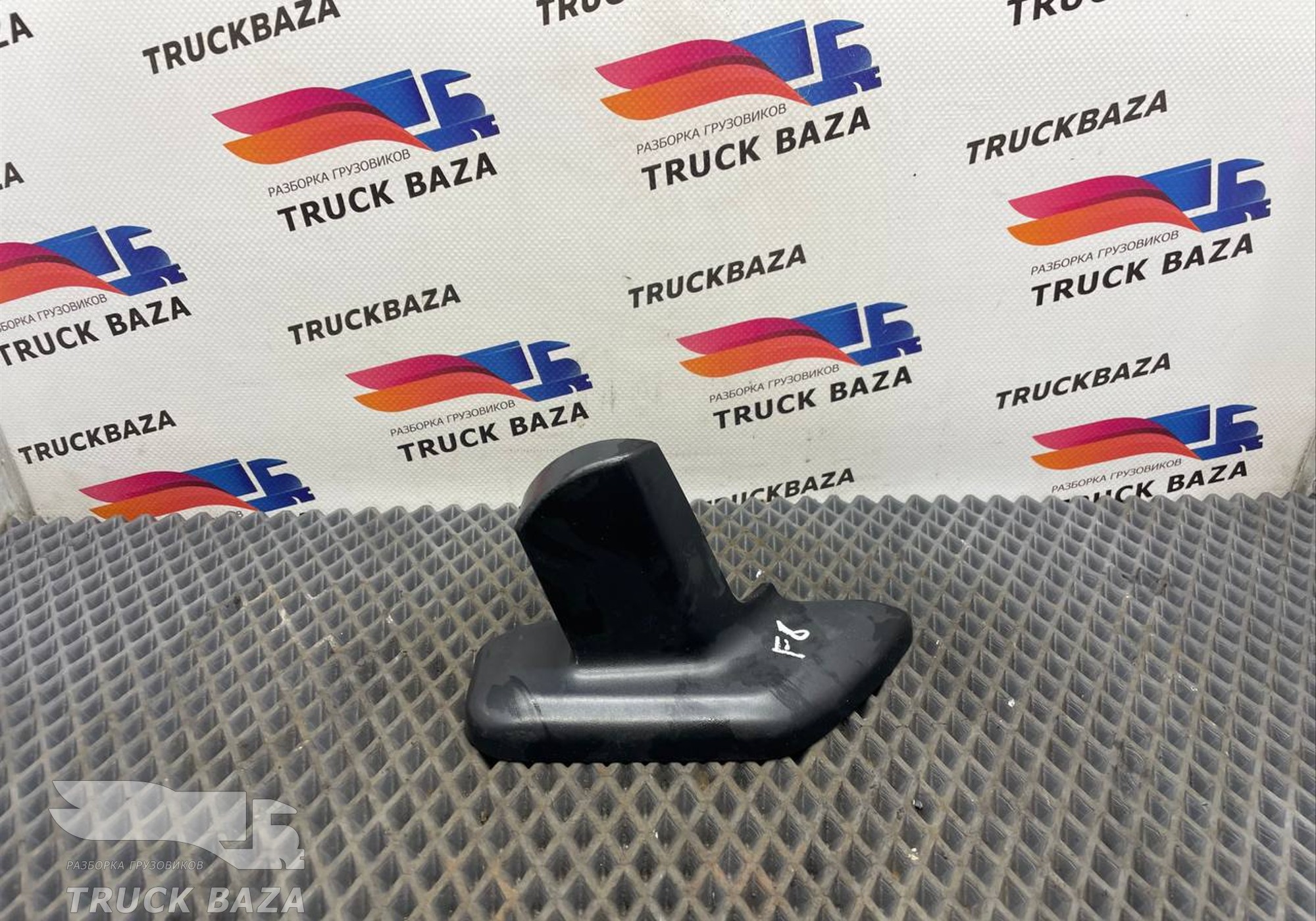 JC4617C728BAW Накладка зеркала для Ford F-MAX (с 2018)