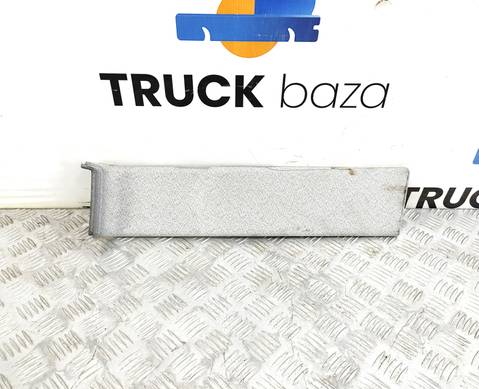 81629300153 Накладка салона левая для Man