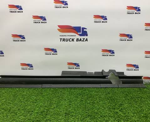 A9406920001 Накладка стойки левая для Mercedes-Benz Axor II (с 2004 по 2010)