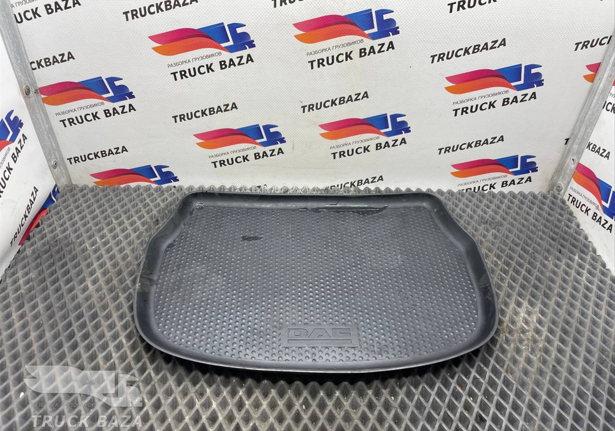 1649279 Коврик кабины для ящика хранения для Daf XF105 (с 2005)