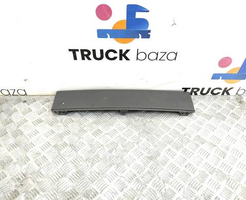 81617100018 Накладка декоративная для Man TGL II (с 2008)