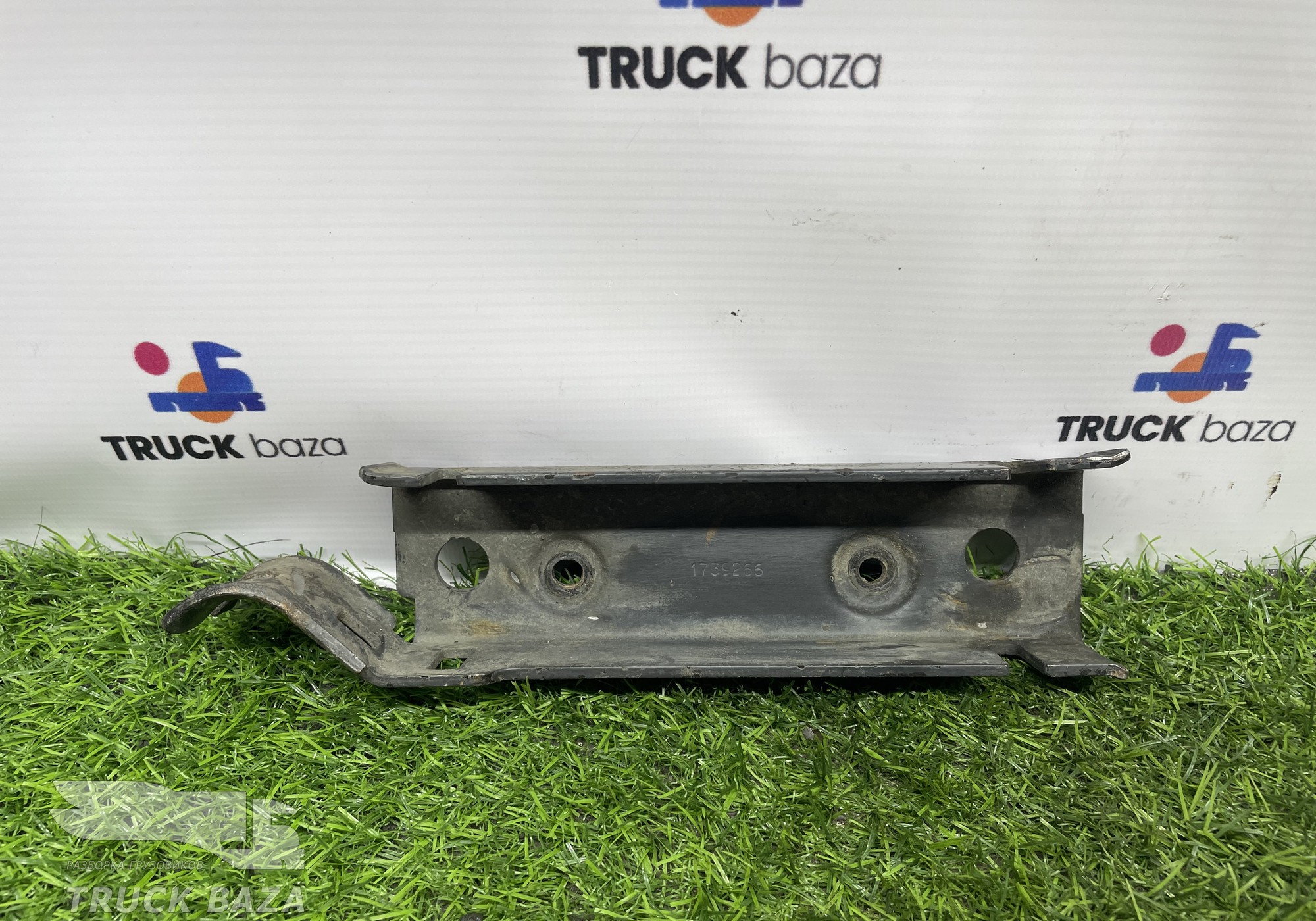 1739266 Кронштейн распределителя кпп для Scania 5-series P (с 2004 по 2016)